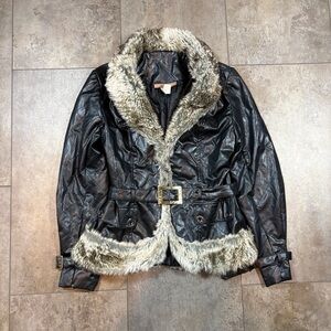 VTG Y2K Mob Wife Quilted Faux Leather Fur Trim Black Jacket